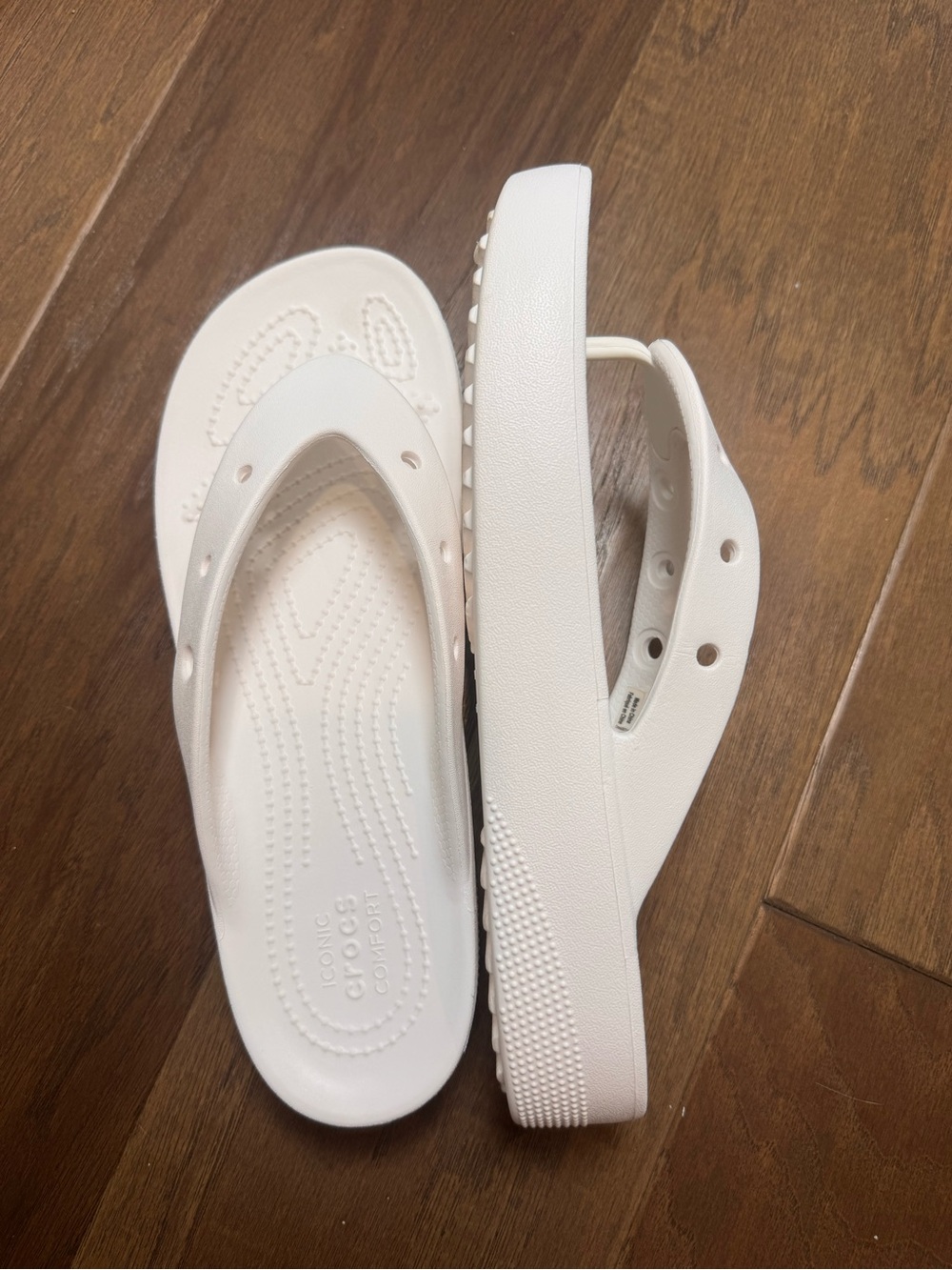 CROCS Platform Flip-Flop Thong Sandals White - Size 9 Women